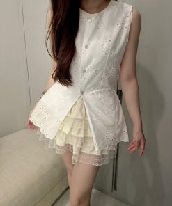 Alternative view of Ndudshop – Cotton eyelet top (Kode: 5490)